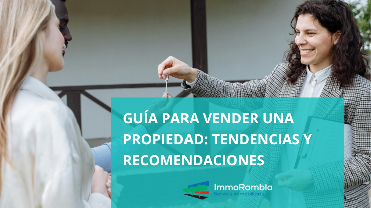 Agente inmobiliaria preparada para vender propiedad