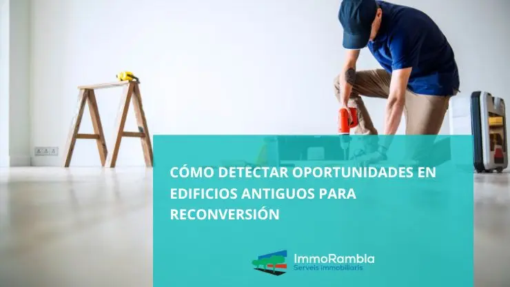 Fachada de edificio antiguo con potencial de reconversión en viviendas modernas